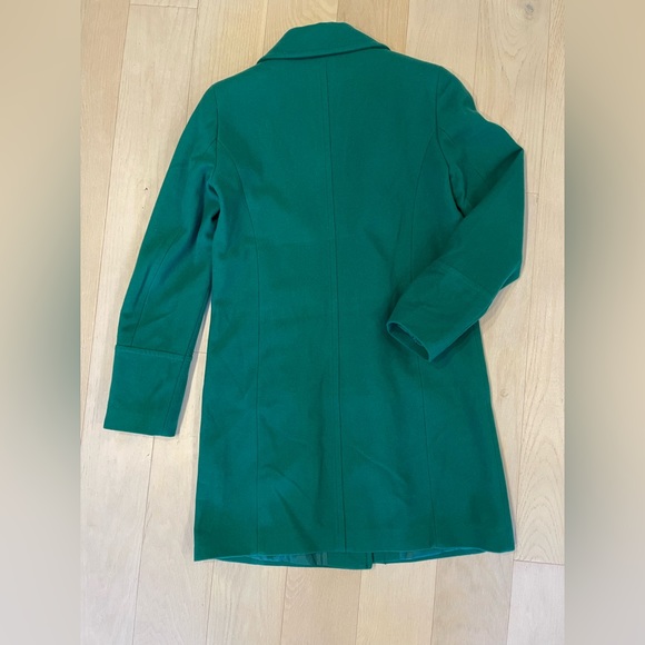 NWOT • Benetton Elegant Green Coat SIZE 6 - Picture 2 of 5